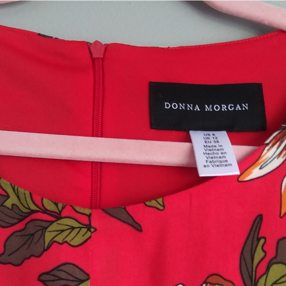 NWT Donna Morgan Floral Asymmetrical Red Dress